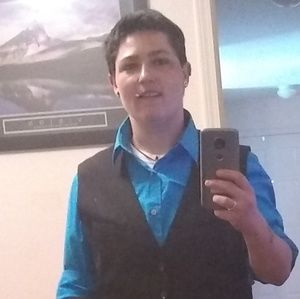 Meet your Posher, Molly